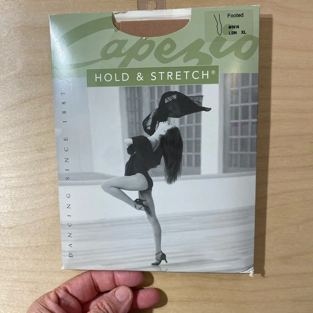 Capezio Hold & Stretch Footed Tights XL (MX)